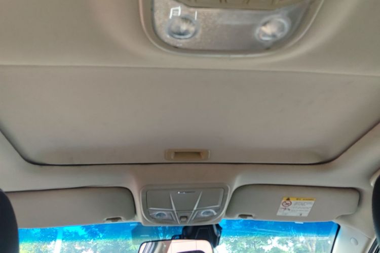 GEELY Emgrand 2017 car image #18