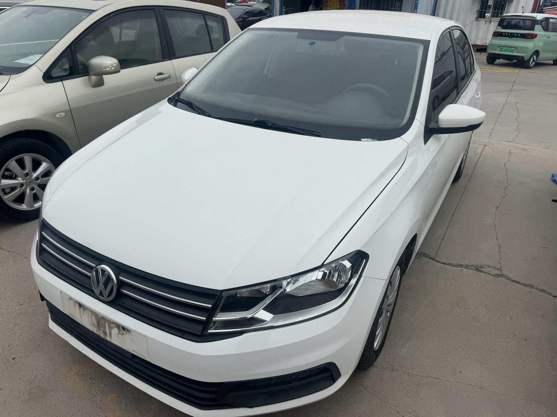 Volkswagen Santana 2021 car image 