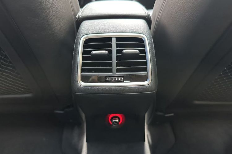 Audi Q3 2016 #13 Audi Q3 2016 car image #13
