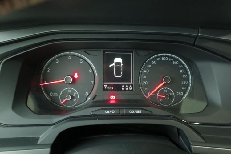 Volkswagen Polo 2020 car image #12