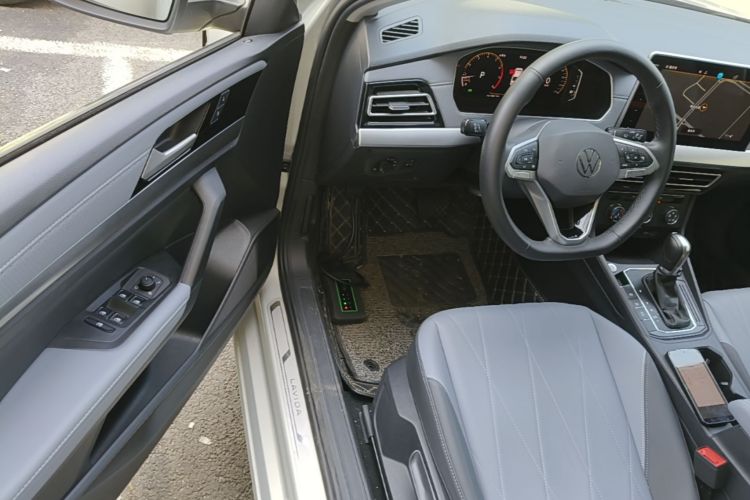 Volkswagen Lavida 2022 car image #16