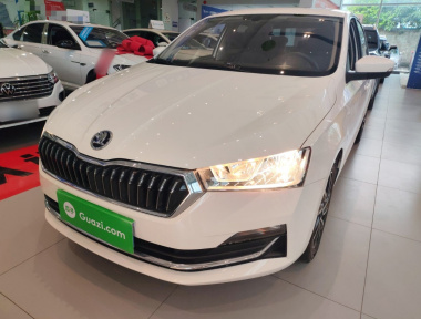 Skoda Rapid 2021 Skoda Rapid 2021 image de voiture