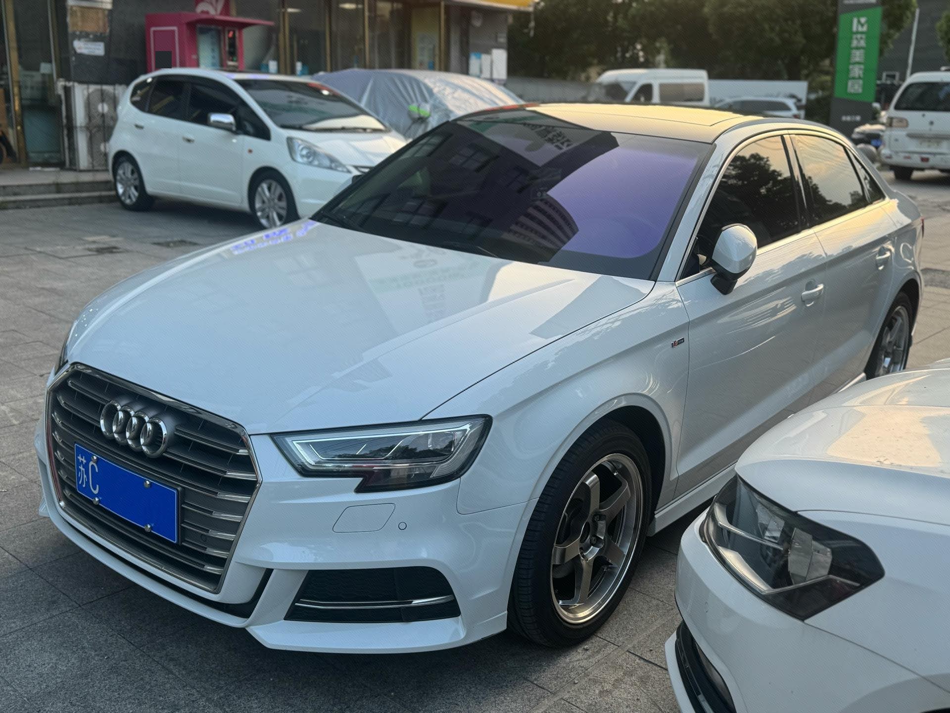 2020 car image 
