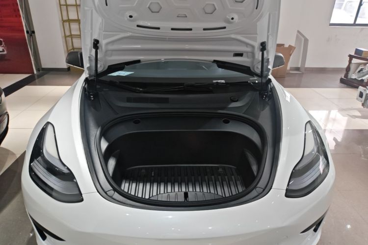 Tesla Model 3 2023 #20 Tesla Model 3 2023 car image #20