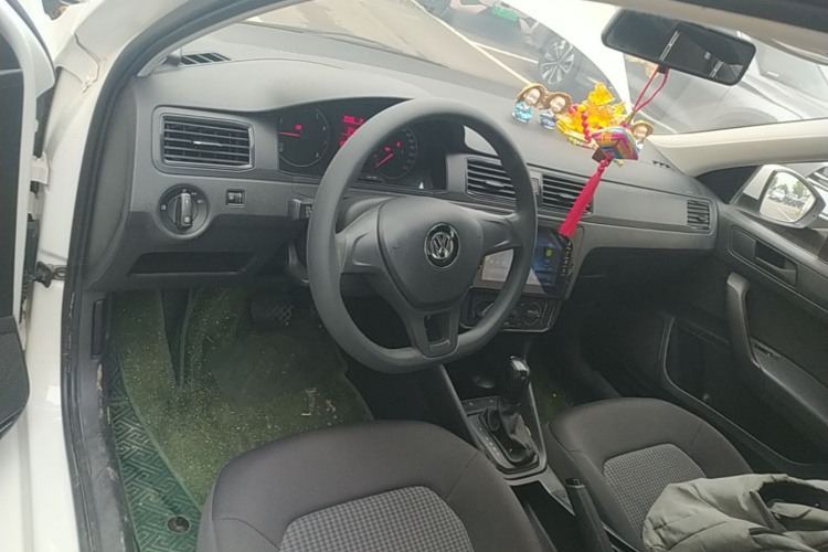 Volkswagen Santana 2021 car image #10