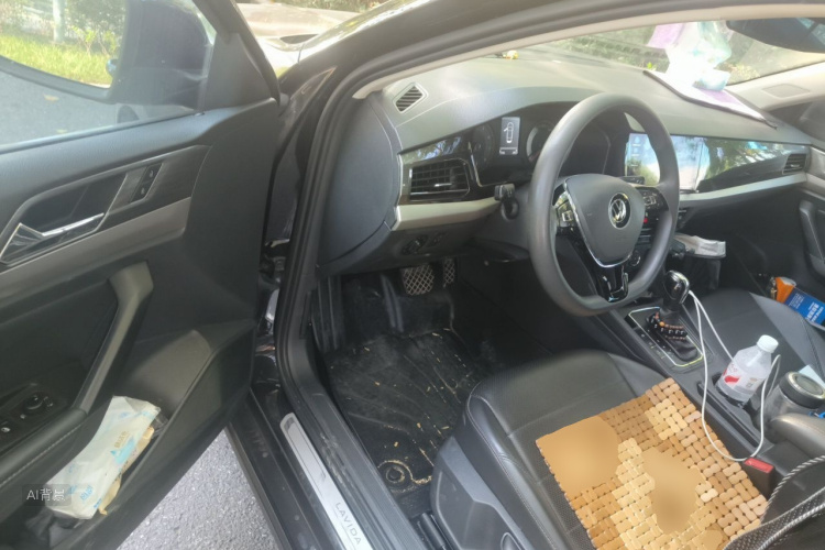 Volkswagen Lavida 2021 car image #18