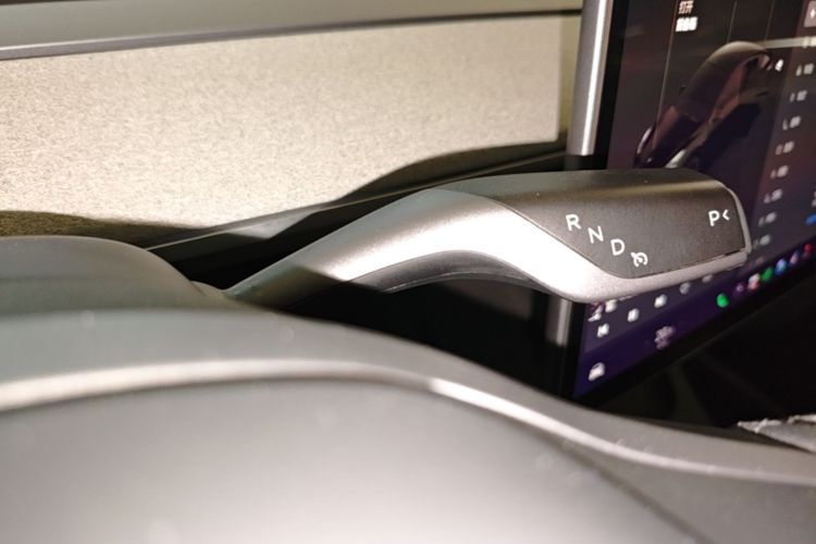 Tesla Model Y 2023 #14 Tesla Model Y 2023 immagine di auto #14