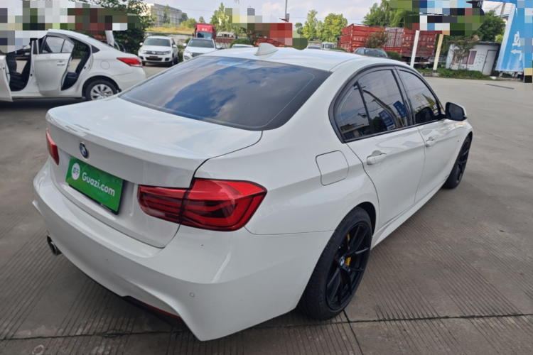 BMW 3 Series 2018 car image #7