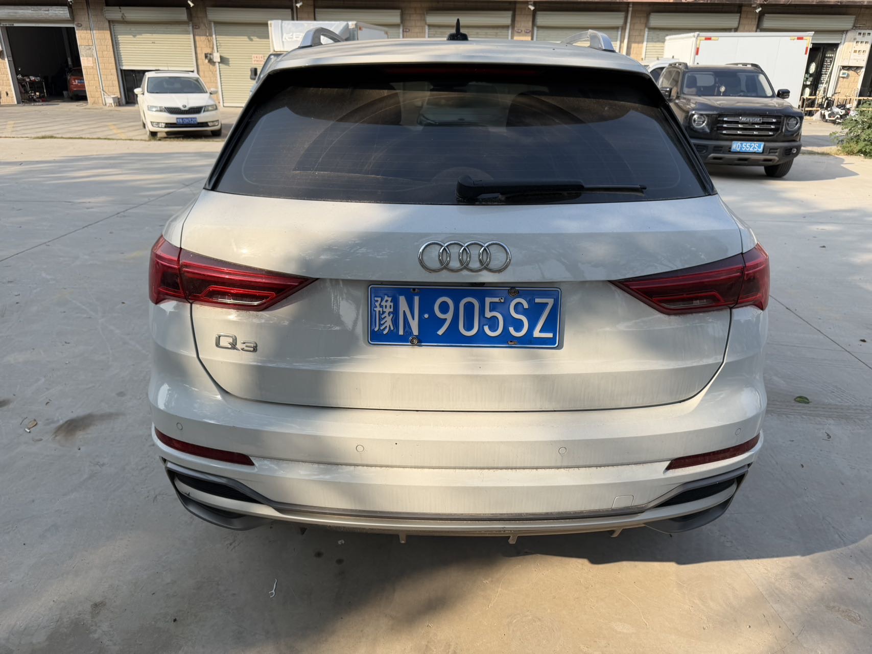 Audi Q3 2022 car image #4