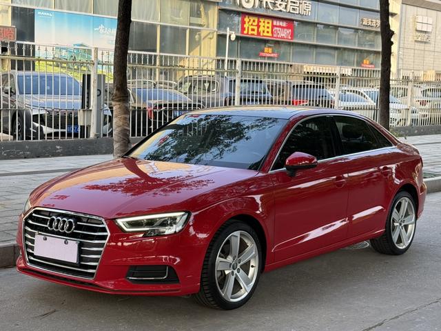 Audi A3 2018 car image #10