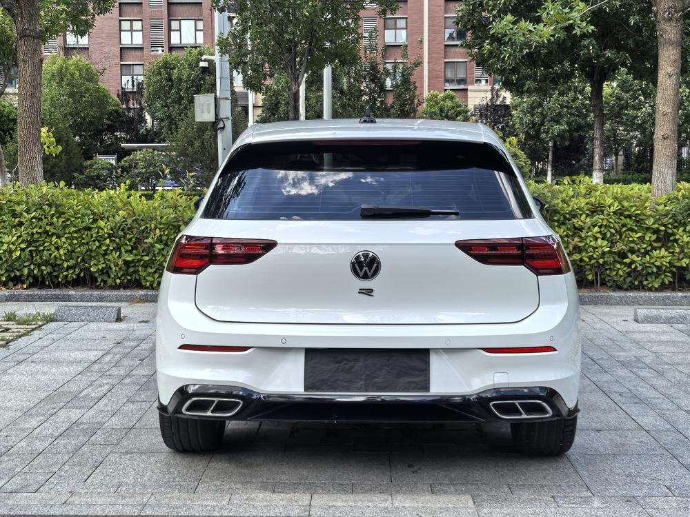 Volkswagen Golf 2022 car image #5