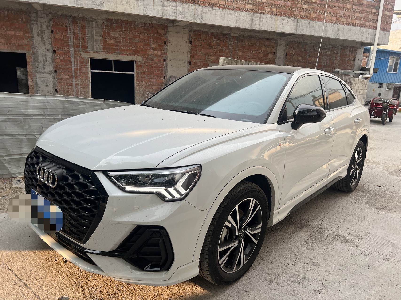 Audi Q3 Sportback 2023 Audi Q3 Sportback 2023 car image