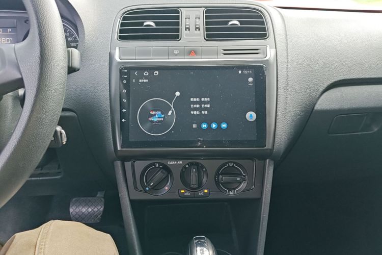 Volkswagen Polo 2016 #13 Volkswagen Polo 2016 car image #13