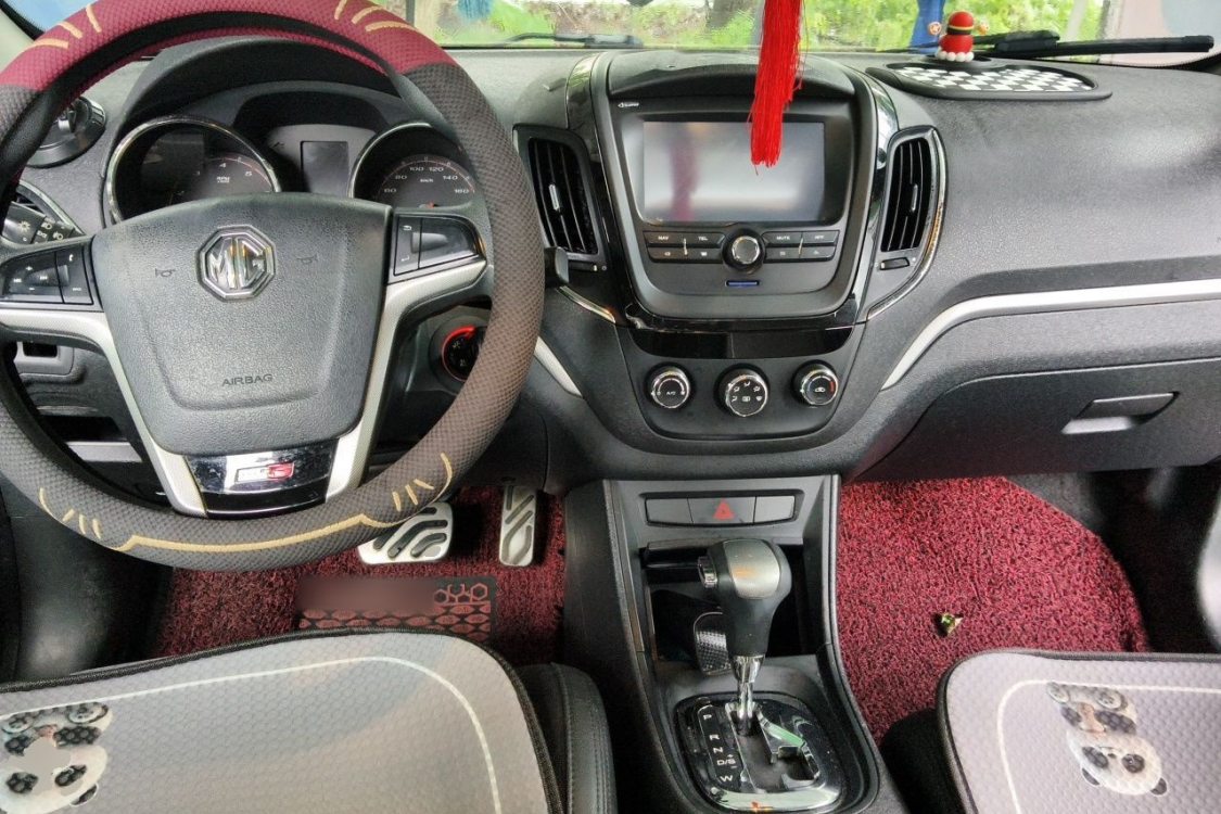 MG 5 2014 car image #21