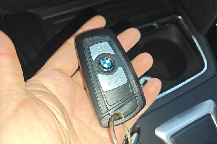 BMW 3 Series GT 2018 #9 BMW 3 Series GT 2018 car image #9
