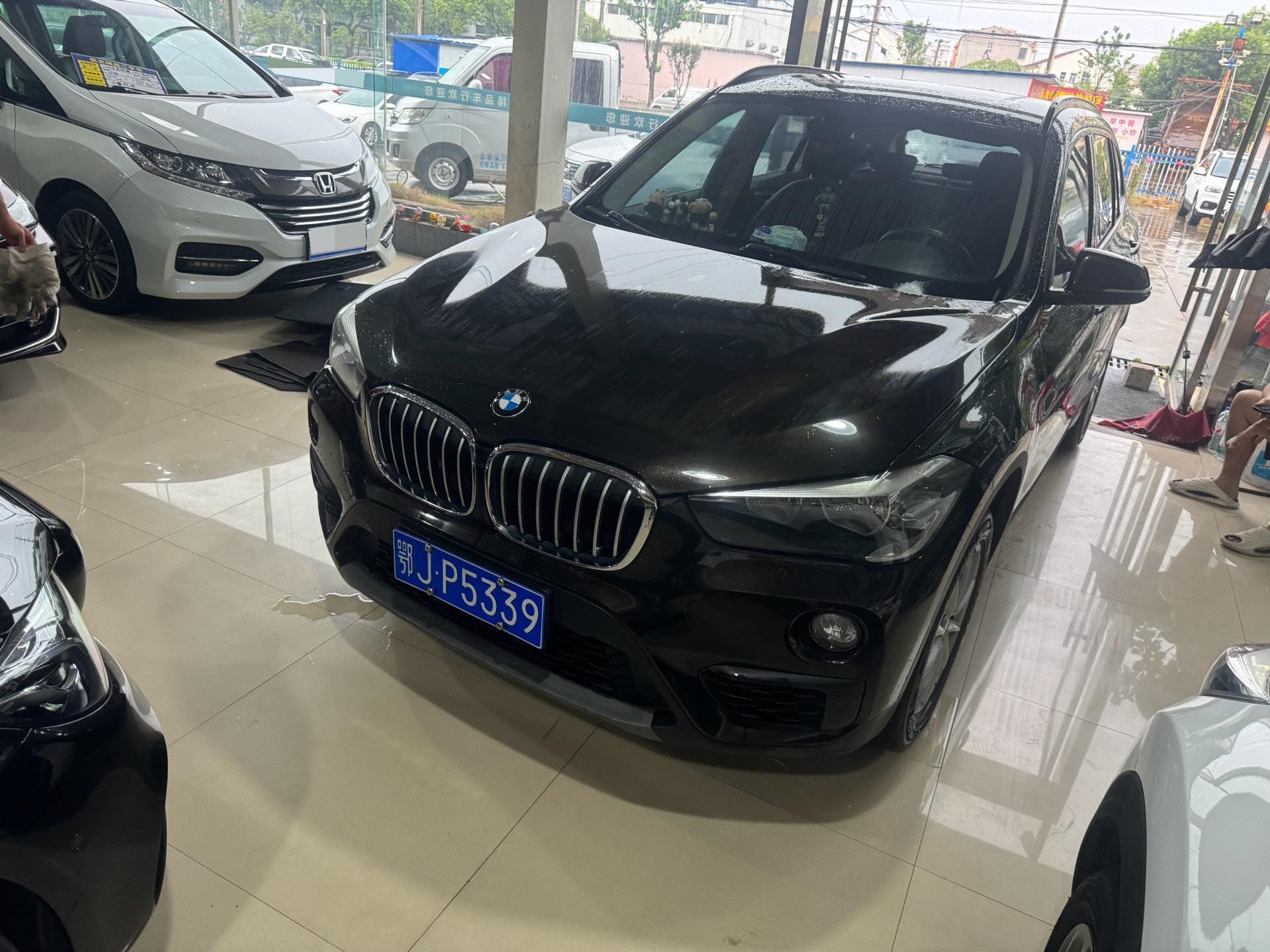 BMW X1 2018 car image 
