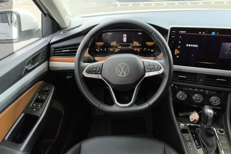 Volkswagen Bora 2025 image de voiture #15