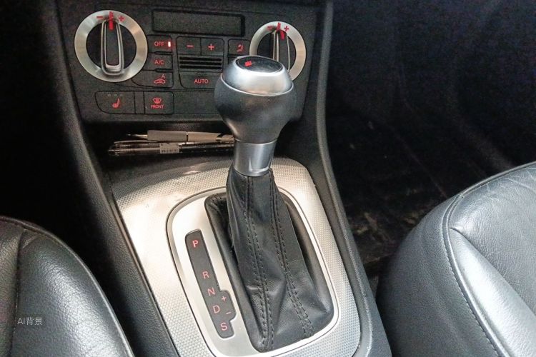 Audi Q3 2016 immagine di auto #16