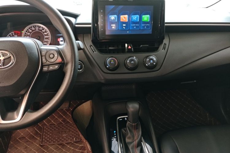 Toyota Corolla 2023 car image #13