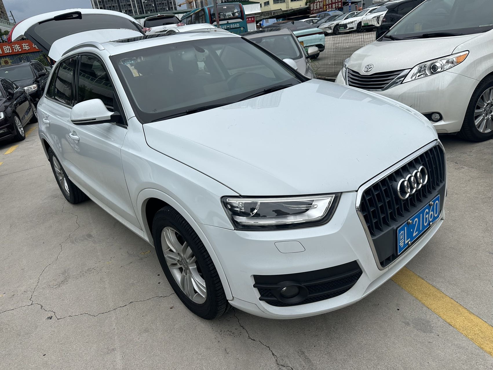 Audi Q3 2016 #2 Audi Q3 2016 car image #2