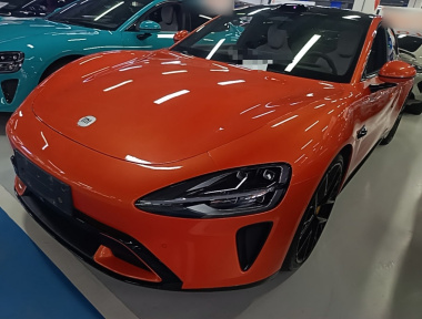 MI SU7 2025 car image 