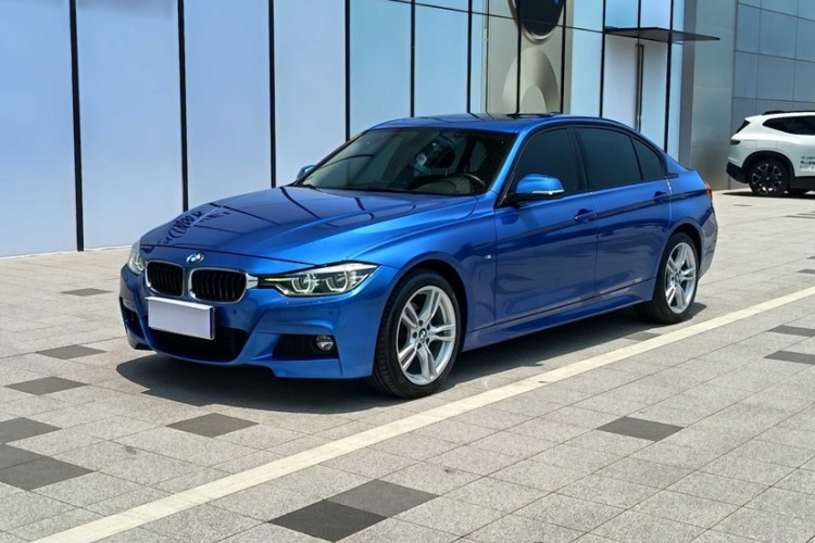 BMW 3 Series 2019 #11 BMW 3 Series 2019 car image #11