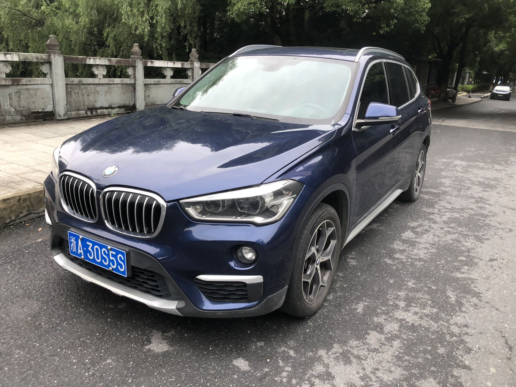 2019 immagine di auto 