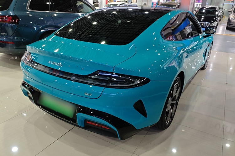 MI SU7 2025 car image #7
