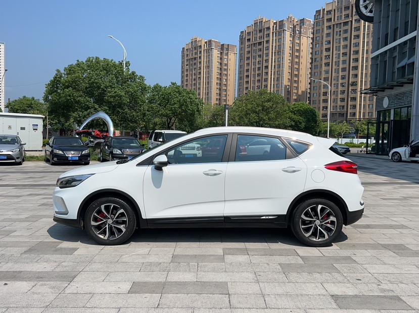 GEELY Emgrand GS 2019 car image #5
