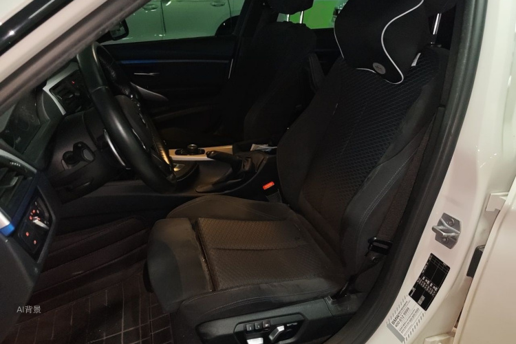 BMW 3 Series 2017 car image #17