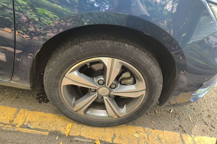 GEELY Emgrand GL 2020 car image #9