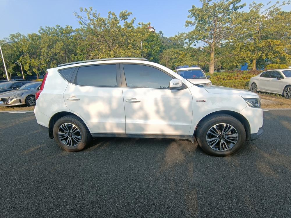 GEELY Vision X6 2017 car image #7