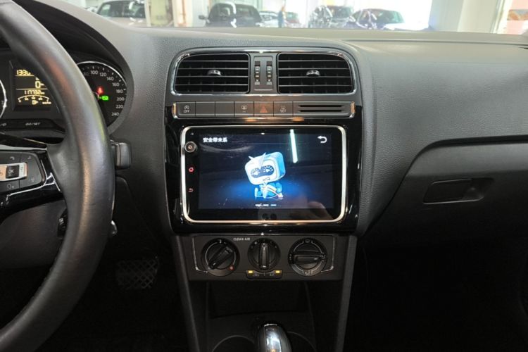 Volkswagen Polo 2018 #13 Volkswagen Polo 2018 car image #13