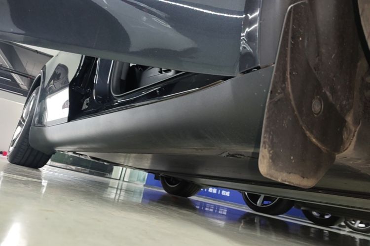 Tesla Model Y 2025 #26 Tesla Model Y 2025 car image #26