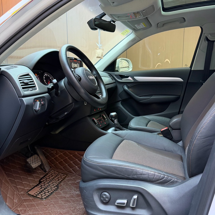 Audi Q3 2018 imagen de coche #6