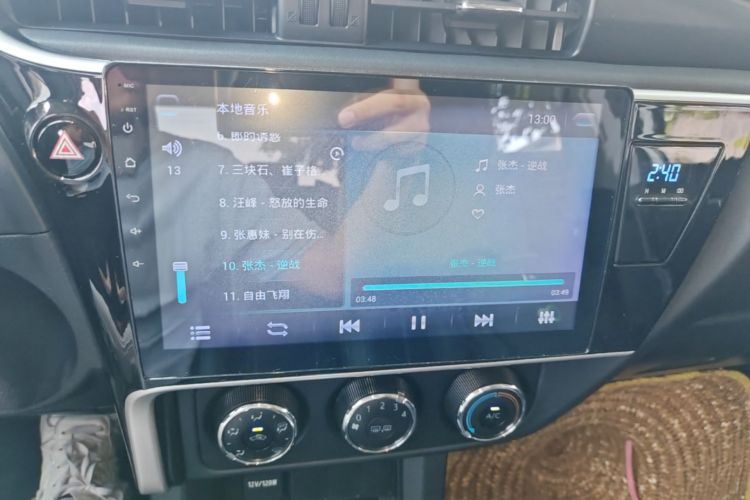 Toyota Corolla 2017 car image #17
