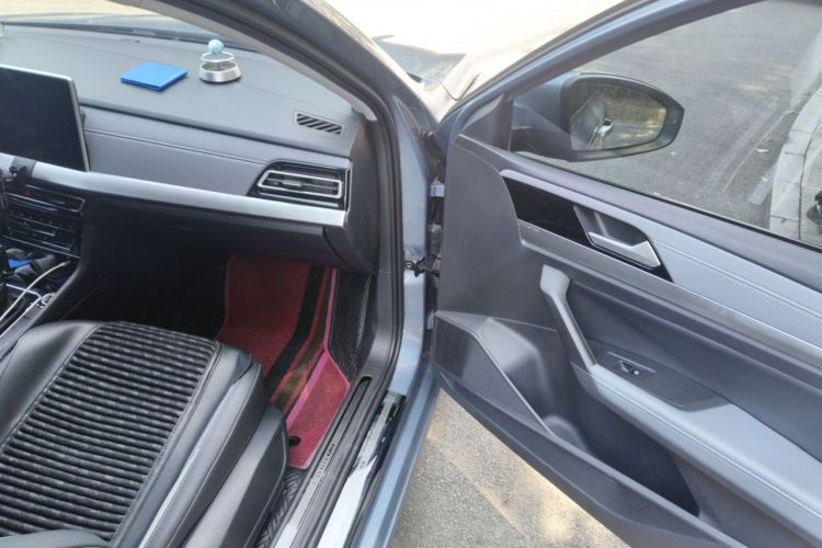 Volkswagen Lavida 2022 car image #21