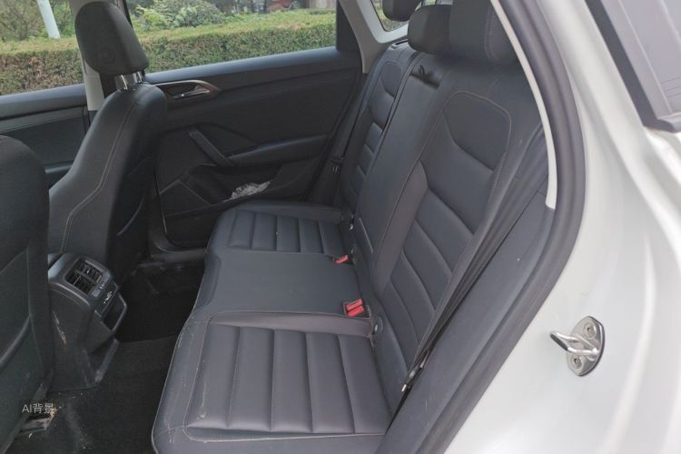 Volkswagen Tharu 2021 car image #19