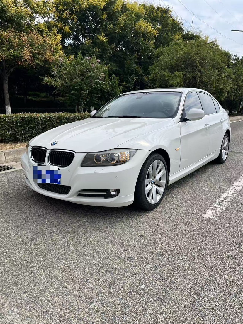 BMW 3 Series 2011 #3 BMW 3 Series 2011 car image #3