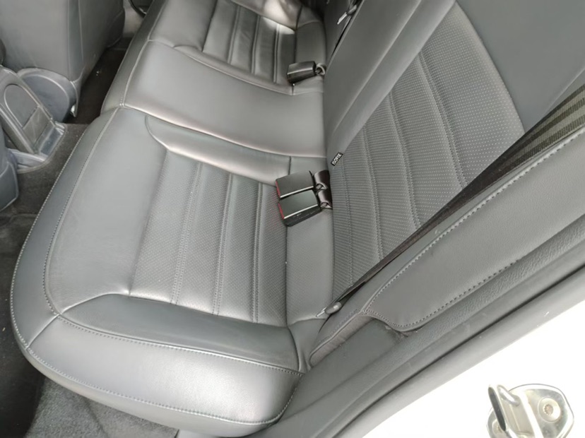 Volkswagen Polo 2015 car image #4