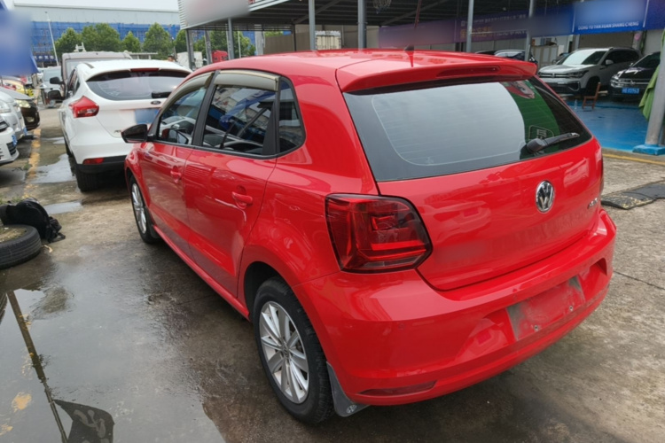 Volkswagen Polo 2015 #5 Volkswagen Polo 2015 car image #5