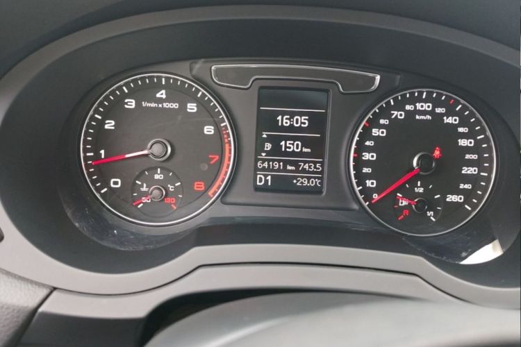 Audi Q3 2016 #12 Audi Q3 2016 immagine di auto #12