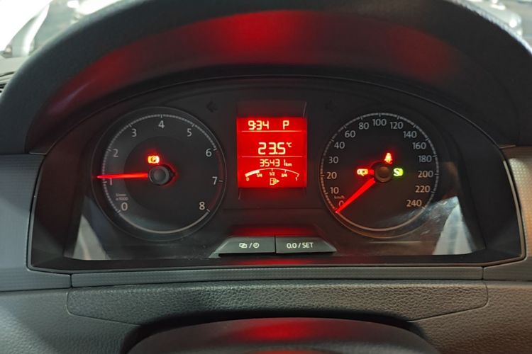 Volkswagen Santana 2021 car image #12