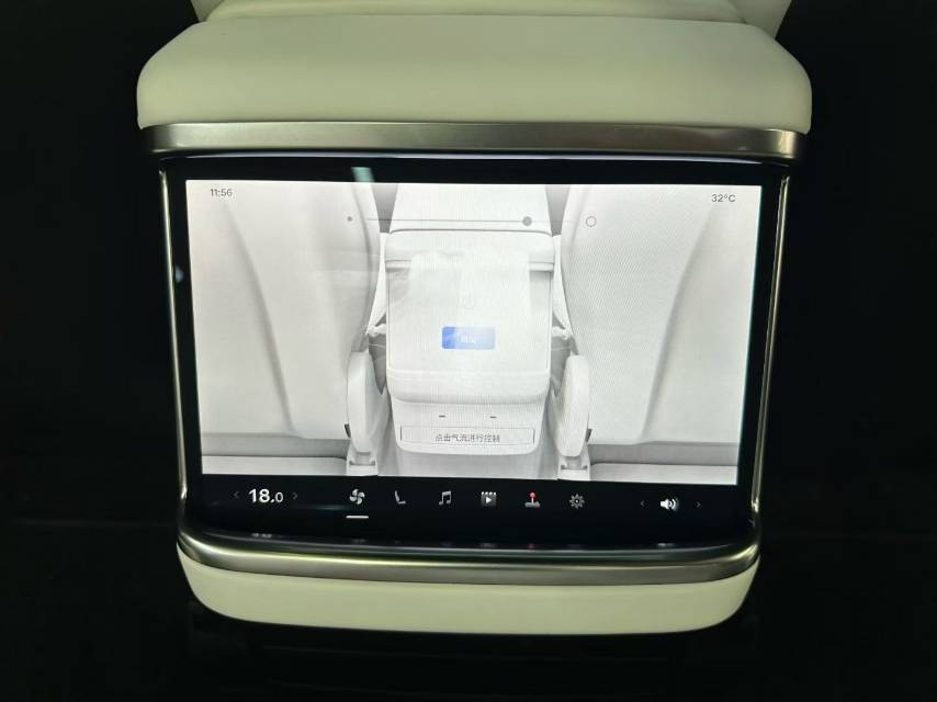 Tesla Model X 2023 car image #8