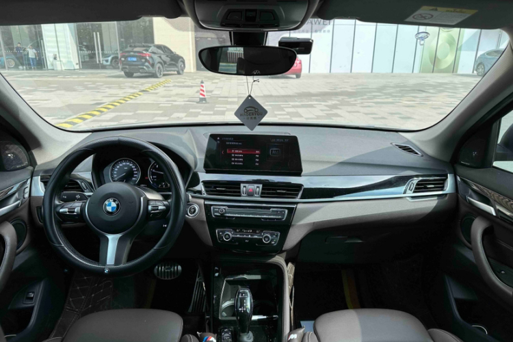 BMW X1 2020 #25 BMW X1 2020 imagen de coche #25