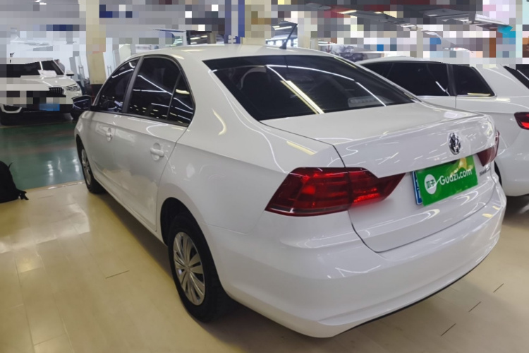 Volkswagen Santana 2023 car image #5