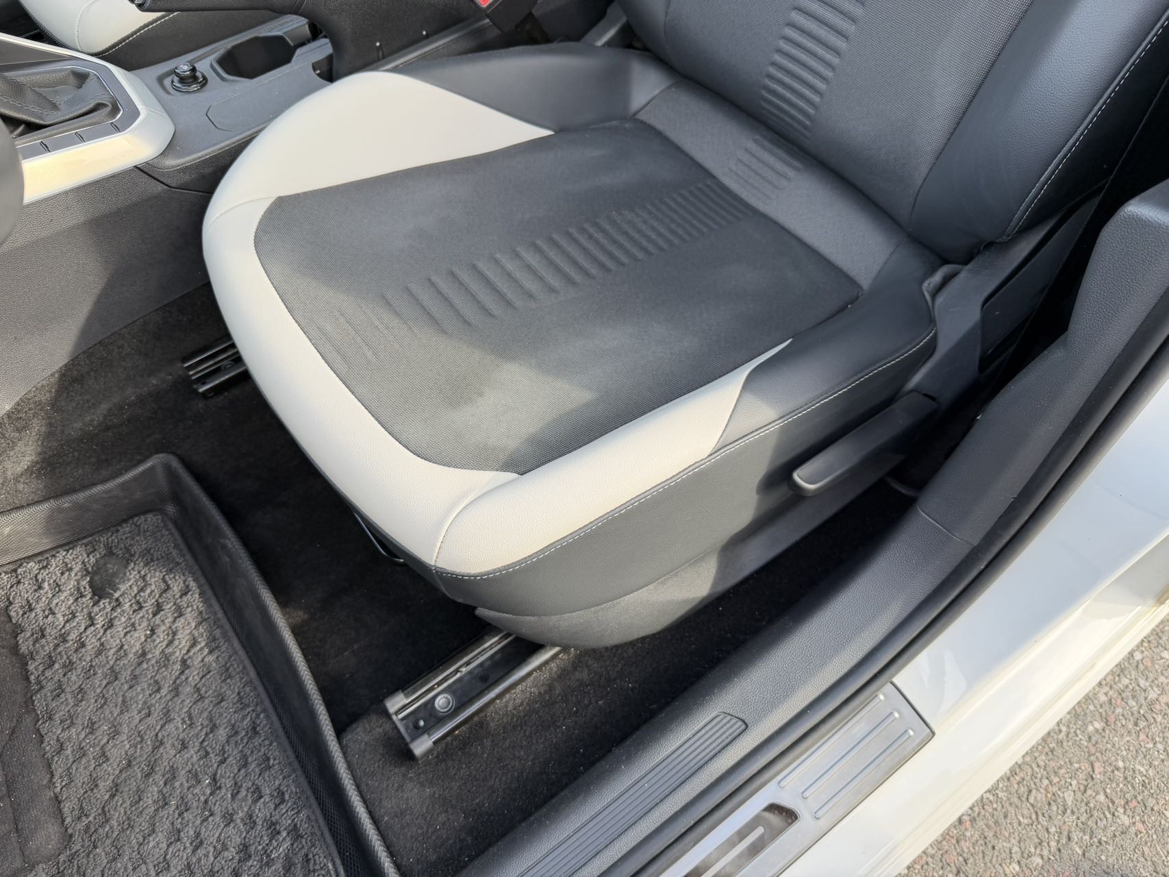 Volkswagen Polo 2021 car image #20
