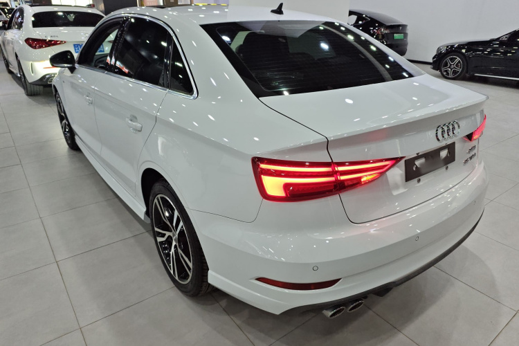 Audi A3 2021 car image #5
