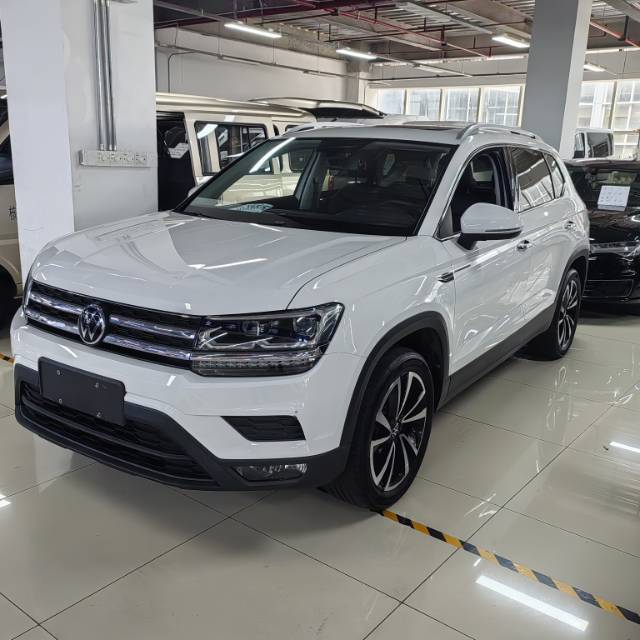 2020 2020 car image