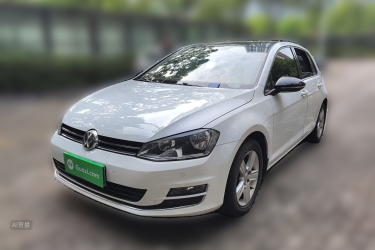 Volkswagen Golf 2017 car image #2